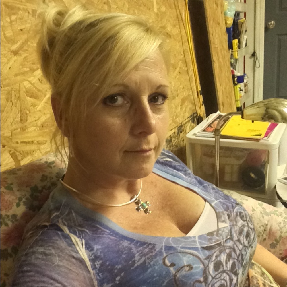 Meet your Posher, Rebecca